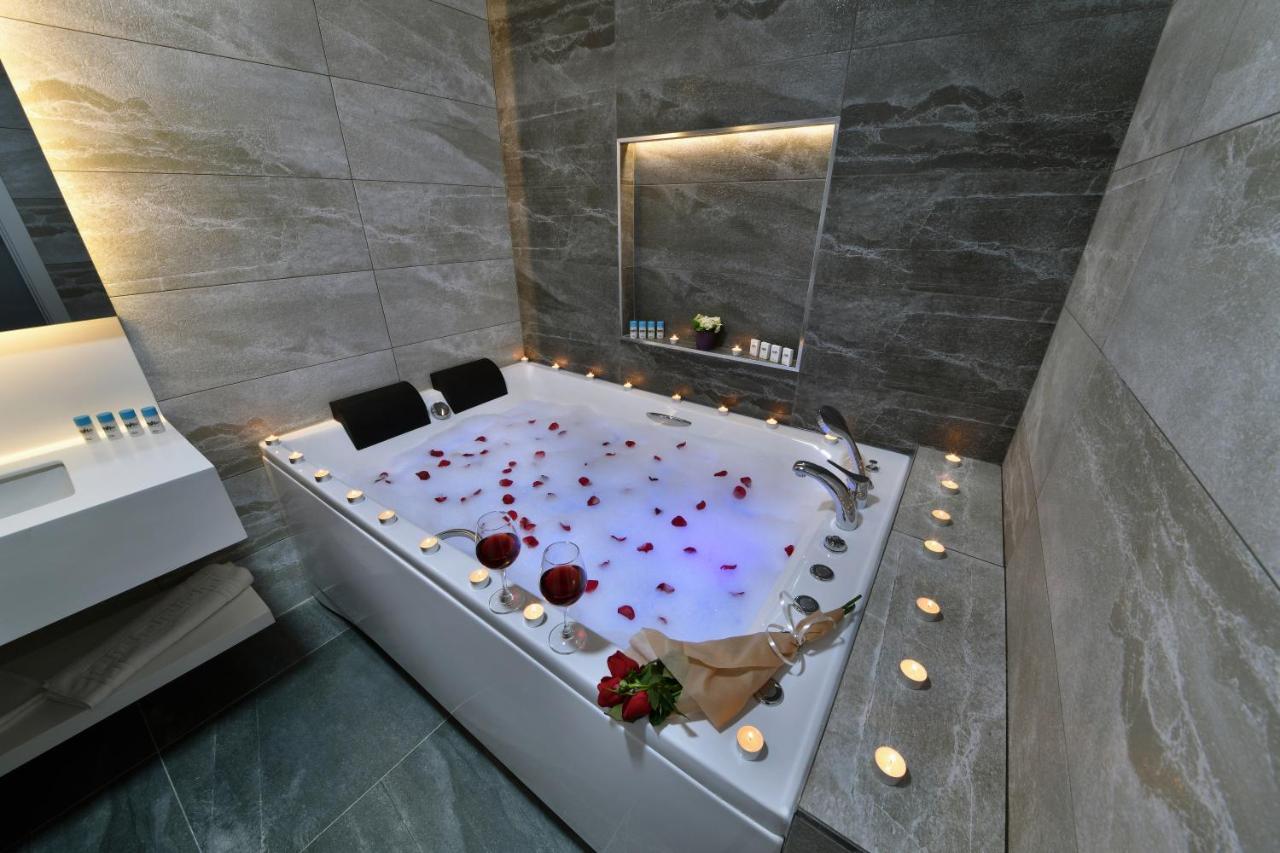 Nish Suites Atasehir Istanbul Exteriör bild
