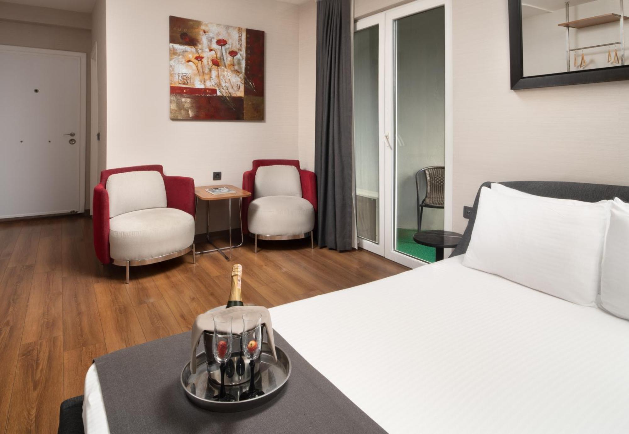 Nish Suites Atasehir Istanbul Exteriör bild