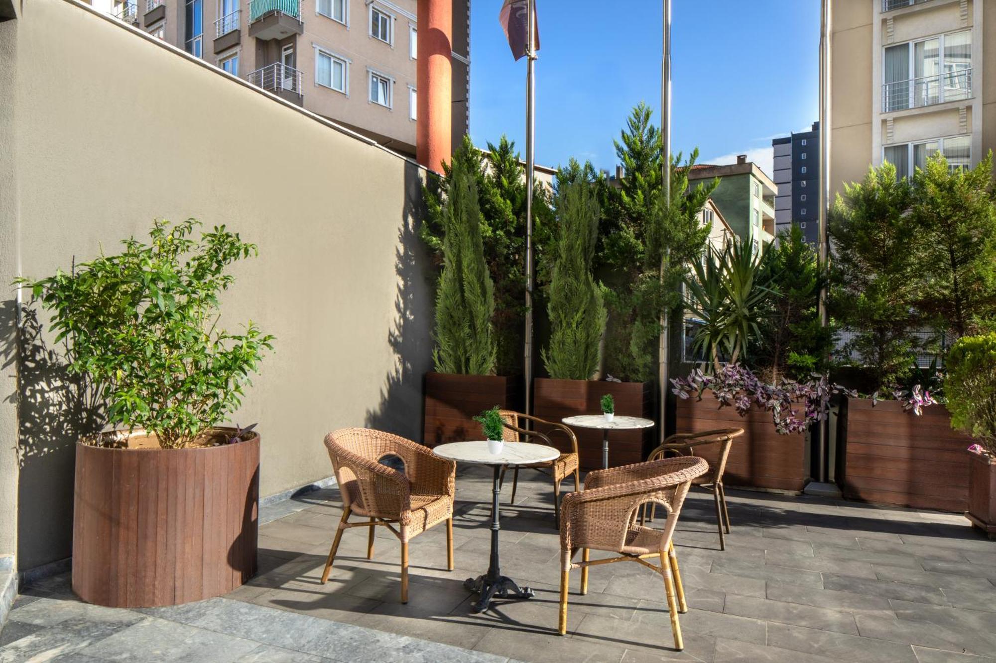 Nish Suites Atasehir Istanbul Exteriör bild