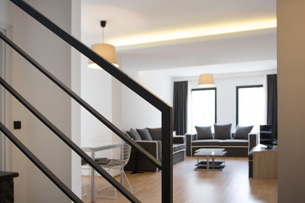 Nish Suites Atasehir Istanbul Rum bild